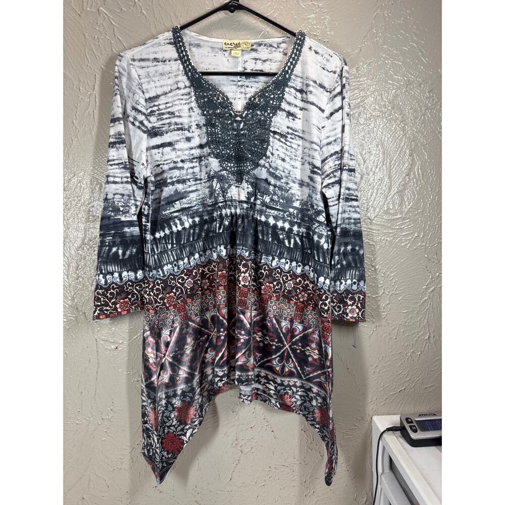 Live and Let Live Womens Tunic Knit Top 3/4 Sleeve‎ Shirt Size Medium
